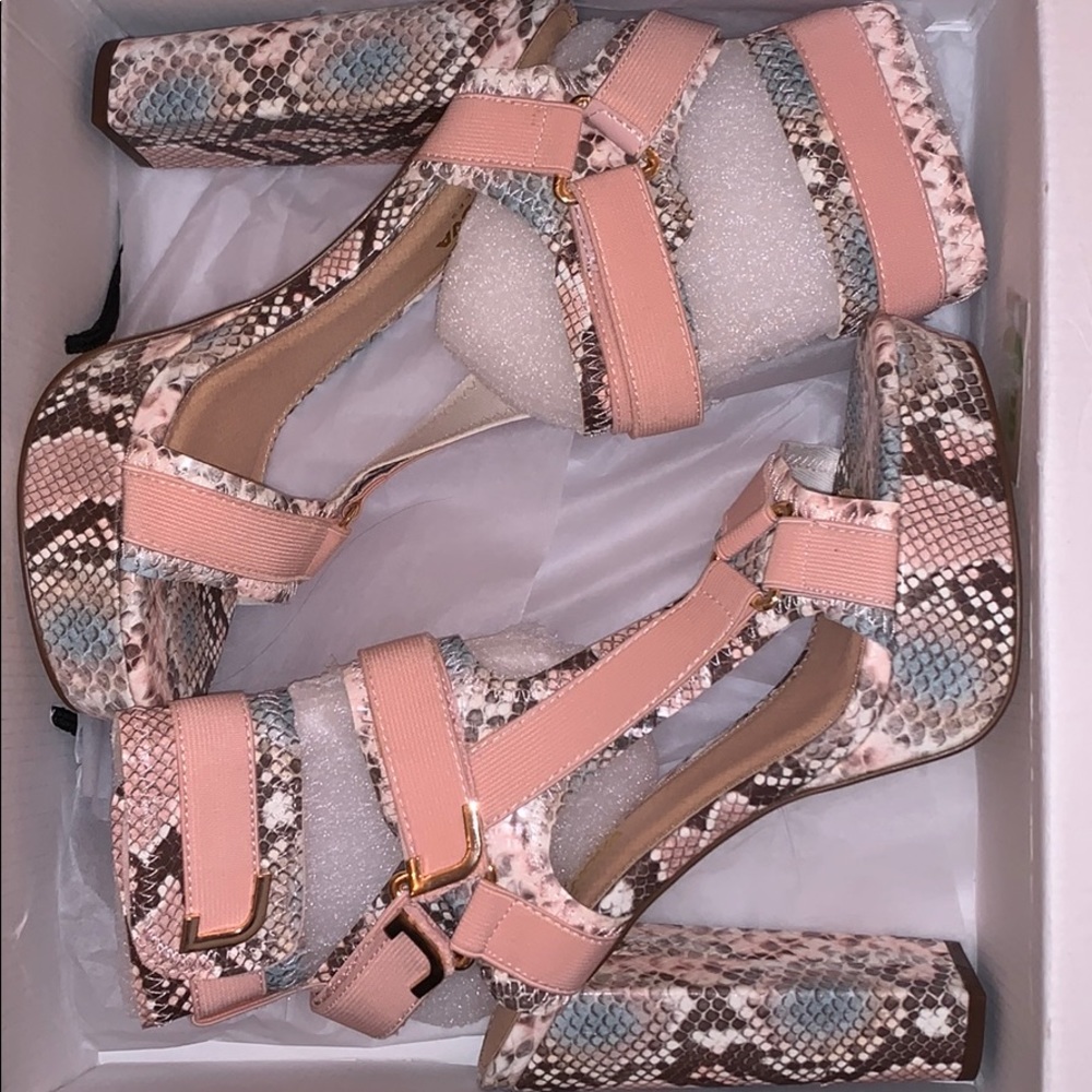 fashion nova heels